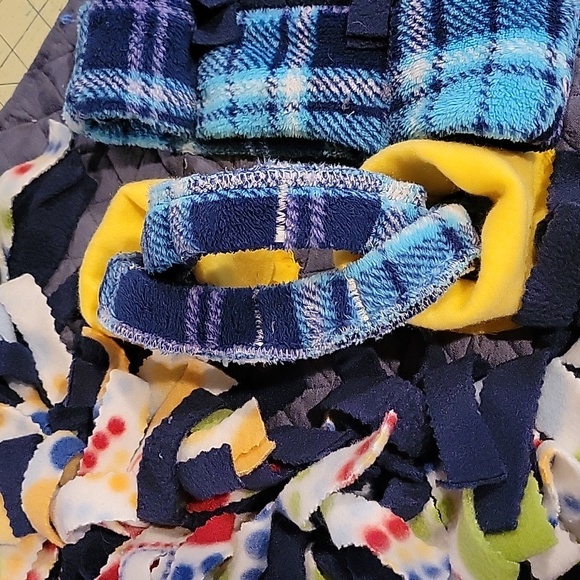 For Dogs Medium Snuffle Sniffer enrichment mat for medium dogs - Picture 11 of 17